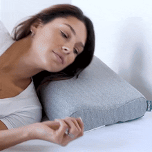 Load image into Gallery viewer, Somnia 3.5 travel pillow