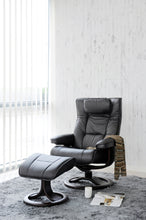 Load image into Gallery viewer, Mustang recliner chair with footstool