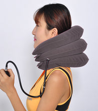 Charger l'image dans la galerie, Collier cervical gonflable + traction
